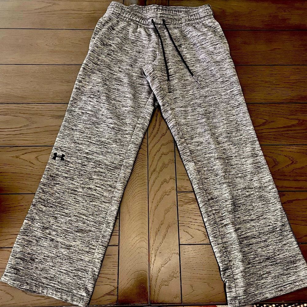 Women’s under armor lounge, pants, size medium